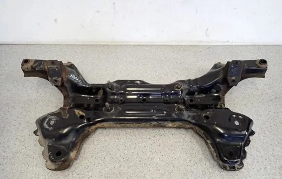 Hyundai i20 (PB PBT) Front subframe