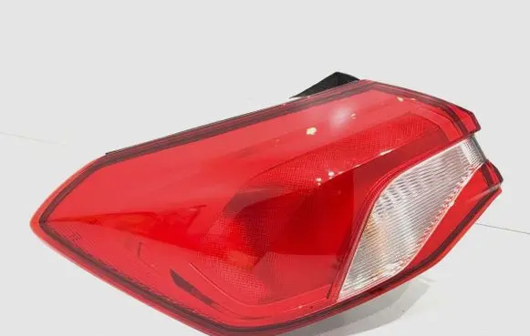 Ford Focus Rear/tail lights JX7B-13405-CE