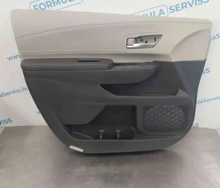 Toyota Sienna XL40 IV Front door card panel trim 676208241