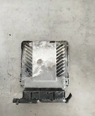 Volkswagen PASSAT B6 Engine control unit/module 03G906018cf