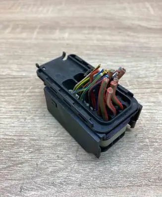 BMW 3 E46 Plug wire 7788125 0949801