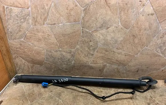 Mercedes-Benz GLE (W166 - C292) Tailgate/trunk strut/damper A2928900400