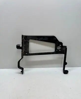 Audi Q7 4M Radiator mount bracket 4M0121262Q