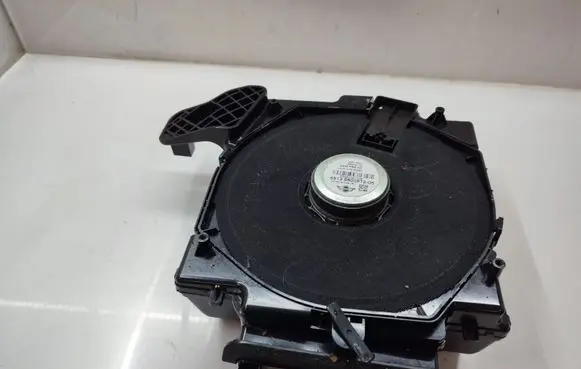 Mini Cooper Countryman R60 Subwoofer speaker 9800512 6513980051205