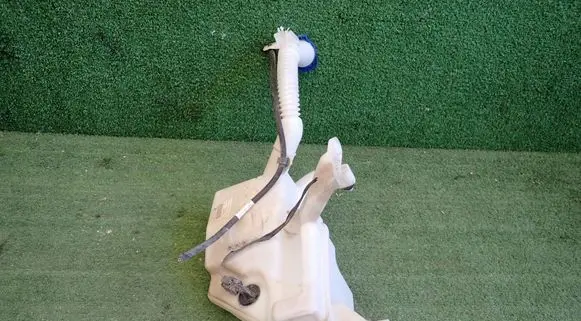 Mercedes-Benz GLA H247 Windshield washer fluid reservoir/tank A2478607202 A2478690500