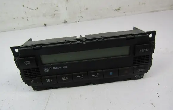 Volkswagen PASSAT B5 Air conditioning/heating control unit 