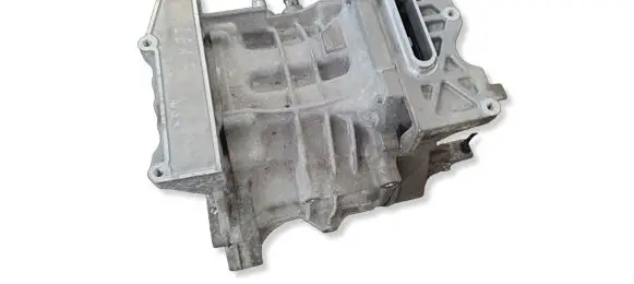 Nissan Leaf II (ZE1) Engine 0102047