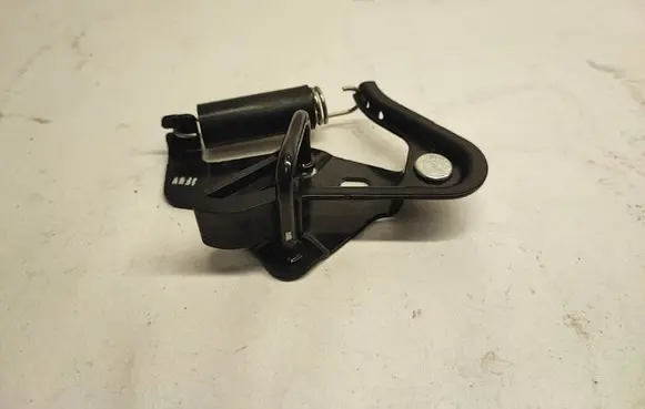 Ford Mustang VI Loading door lock 6354404B12