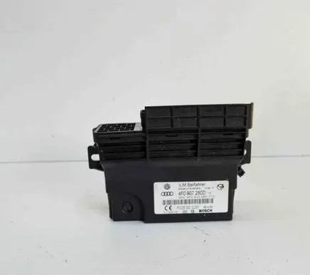 Audi Q7 4L Current control relay 4F0907280D