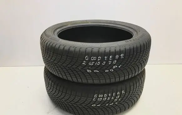AC 428 R19 winter tire 