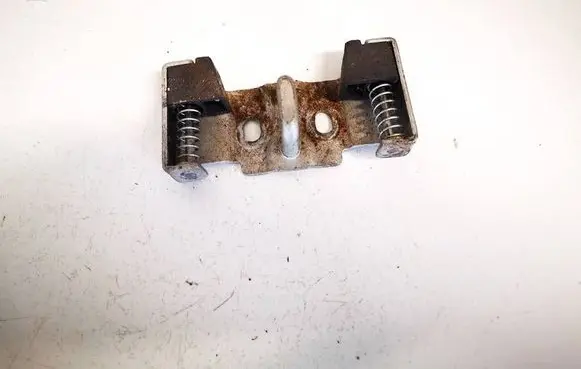 Volkswagen Fox Rear door lock loop/hook striker 5z6627517a