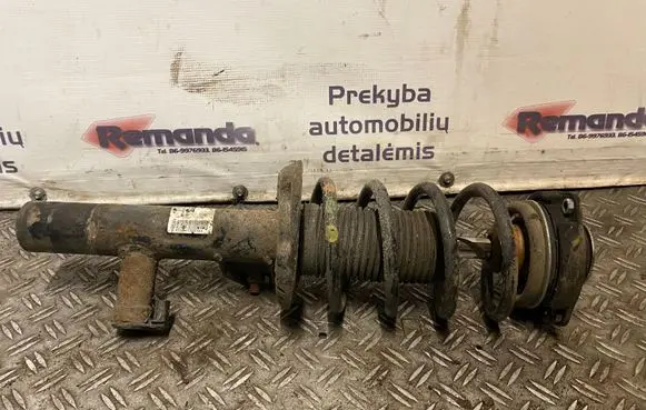 Volkswagen PASSAT CC Front shock absorber/damper 3C0413031D