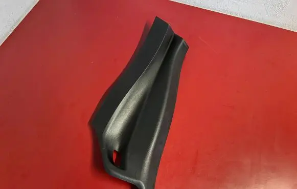 BMW X1 F48 F49 (C) pillar trim 7326835 51437326835