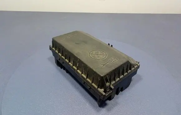 Opel Astra J Fuse box set 13343982