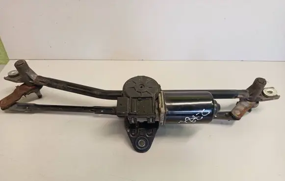 Hyundai i30 Front wiper linkage and motor 
