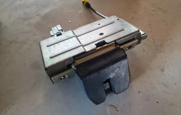 Volvo XC90 Tailgate/trunk/boot lock/catch/latch