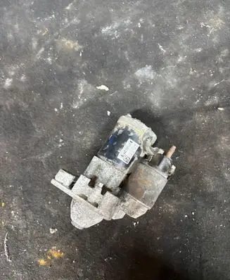 Citroen C4 Grand Picasso Starter motor M00T22471