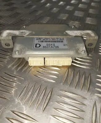 Mitsubishi Pajero Engine control unit/module 8631A706 0005220 YA00401
