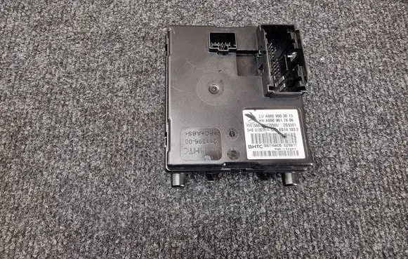Mercedes-Benz E W213 Air conditioning/heating control unit A0009003013 A0009017606 5HB013271