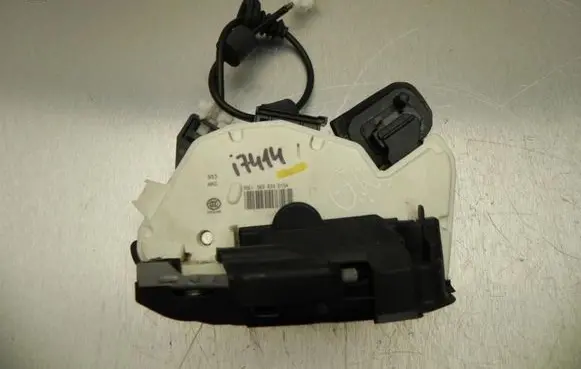 Skoda Rapid (NH) Loading door lock 5E0839015A I7414