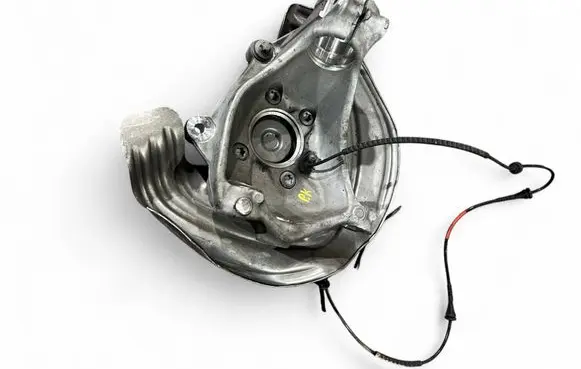 BMW i4 Front wheel hub spindle knuckle