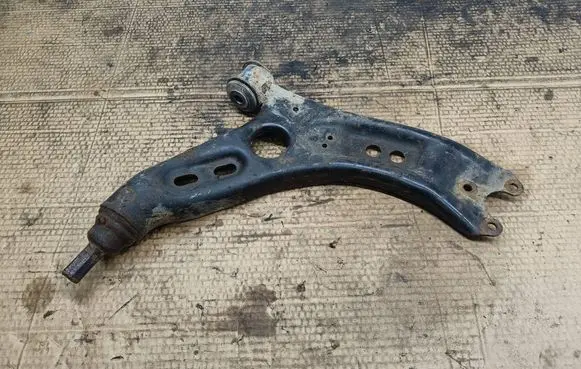 Skoda Yeti (5L) Front control arm 1K0407152BC