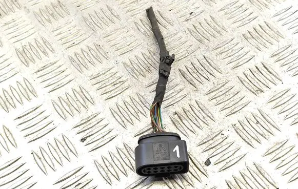 Volkswagen Golf VII Headlight/headlamp wiring loom/harness 6R0973735