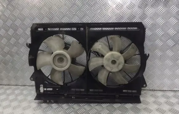 Toyota Corolla Verso E121 Fan set 422750-2520