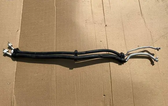 Mercedes-Benz GLS X166 Air conditioning (A/C) pipe/hose A1668309600
