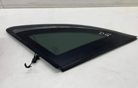 Mercedes-Benz B W246 W242 Rear side window