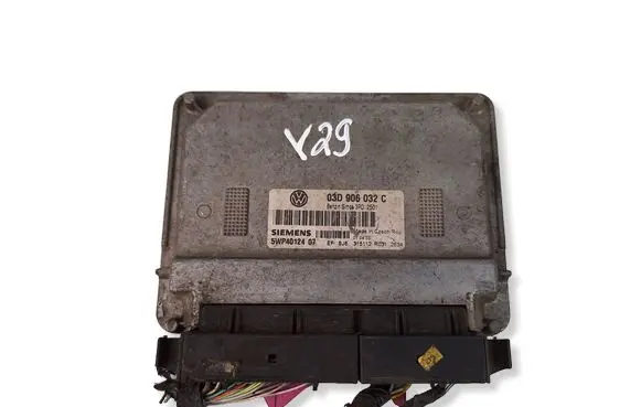 Volkswagen Polo Engine control unit/module 03D906032C 5WP4012407