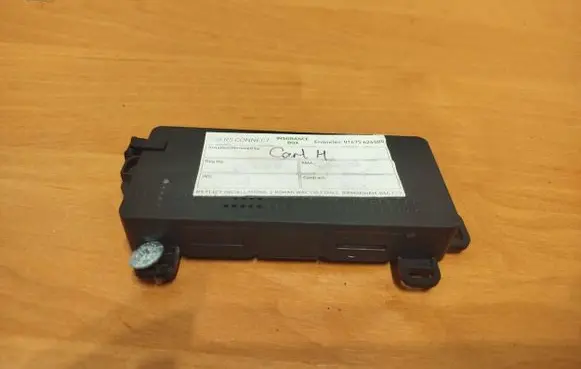 Volvo C30 GPS navigation control unit/module 01675624000 8946080012