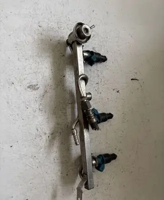 Audi A4 S4 B5 8D Fuel main line pipe 050133681A