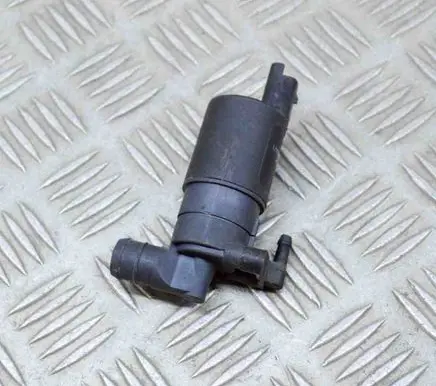 Renault Master III Windscreen/windshield washer pump L1020001460