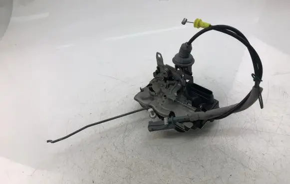 Volvo S90, V90 Coupe door lock (next to the handle) 31349894