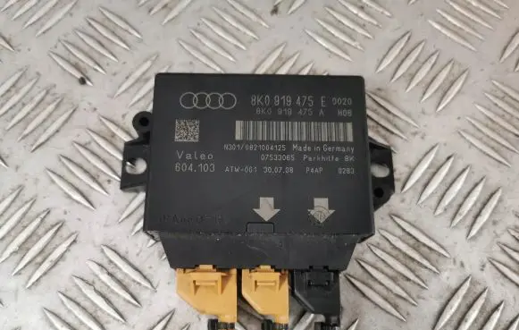Audi A4 S4 B8 8K Parking PDC control unit/module 8K0919475E