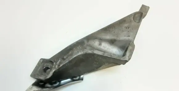 BMW X5 E70 Engine mounting bracket 6772688