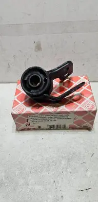 Citroen Xantia Front wishbone bush 352381 22271