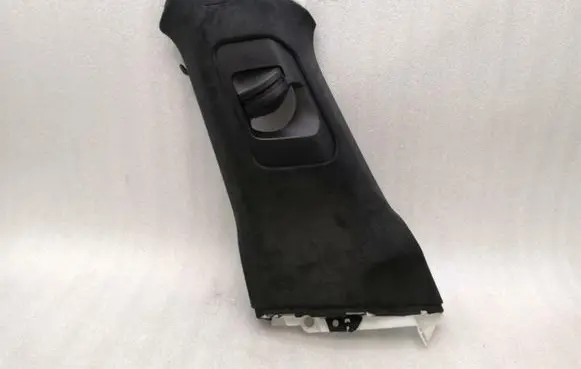 Porsche Taycan 9J1 (B) pillar trim (top) 9J1867243C