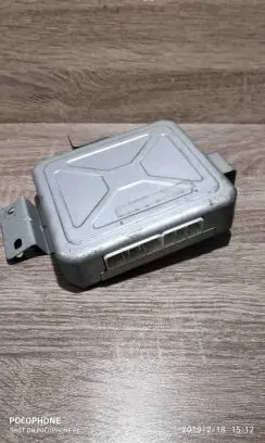 Mazda 626 Engine control unit/module ECU ga2a67650 91l222109