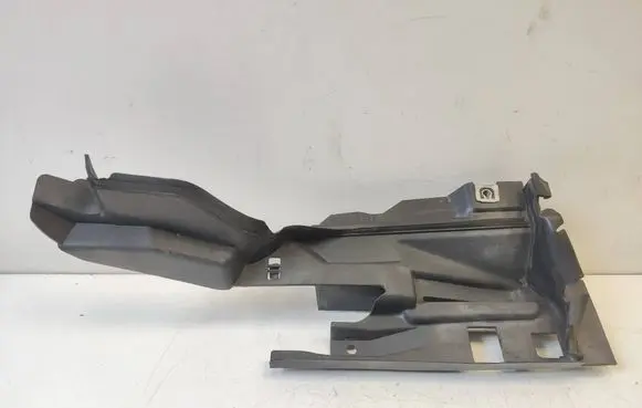 Ford Focus Other engine bay part BM51A02476AE D2L4A