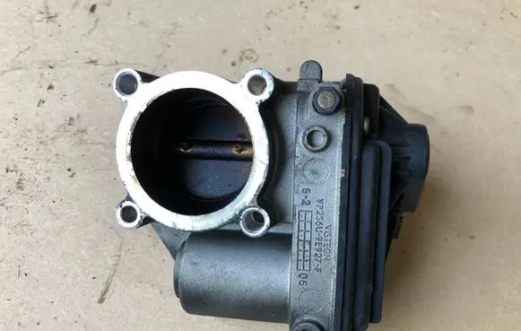 Ford Focus Throttle valve VP4F9U9E928BA