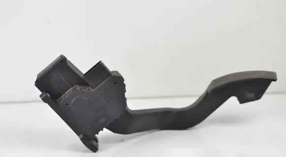 Peugeot Boxer Accelerator throttle pedal 1369473080 B720