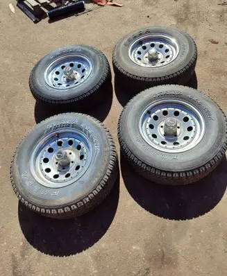 Jeep Wrangler R15 steel rim 