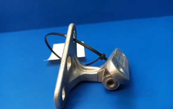 Mercedes-Benz E W211 Front door upper hinge