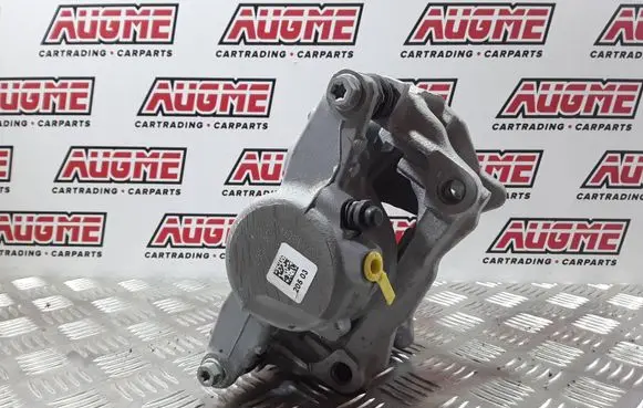Mercedes-Benz C W205 Front brake caliper 305X28