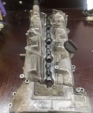 Toyota Avensis T250 Rocker cam cover 