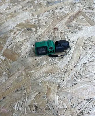 Volvo V50 Airbag deployment crash/impact sensor 31264409
