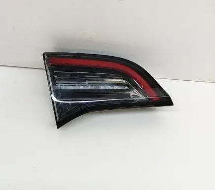 Tesla Model 3 Tailgate rear/tail lights 150208800B