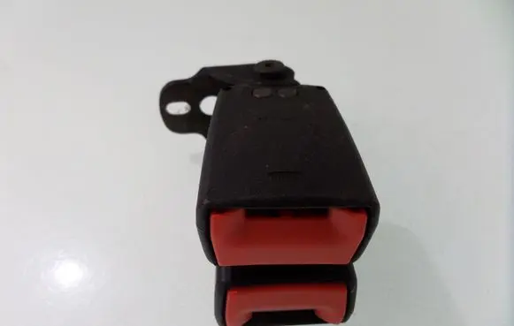 Ford Focus Rear seatbelt buckle A613K21AA 33031605